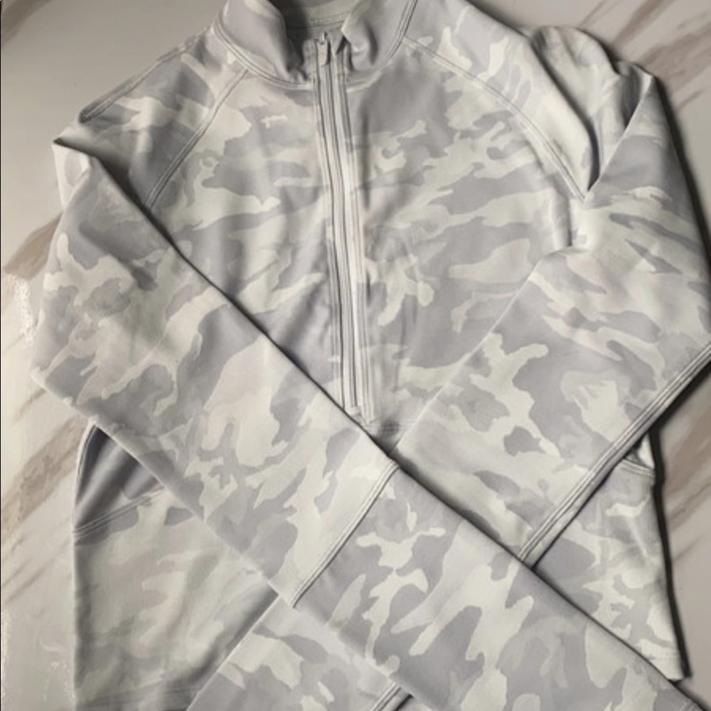 NWO lululemon crop 1/4 zip up jacket